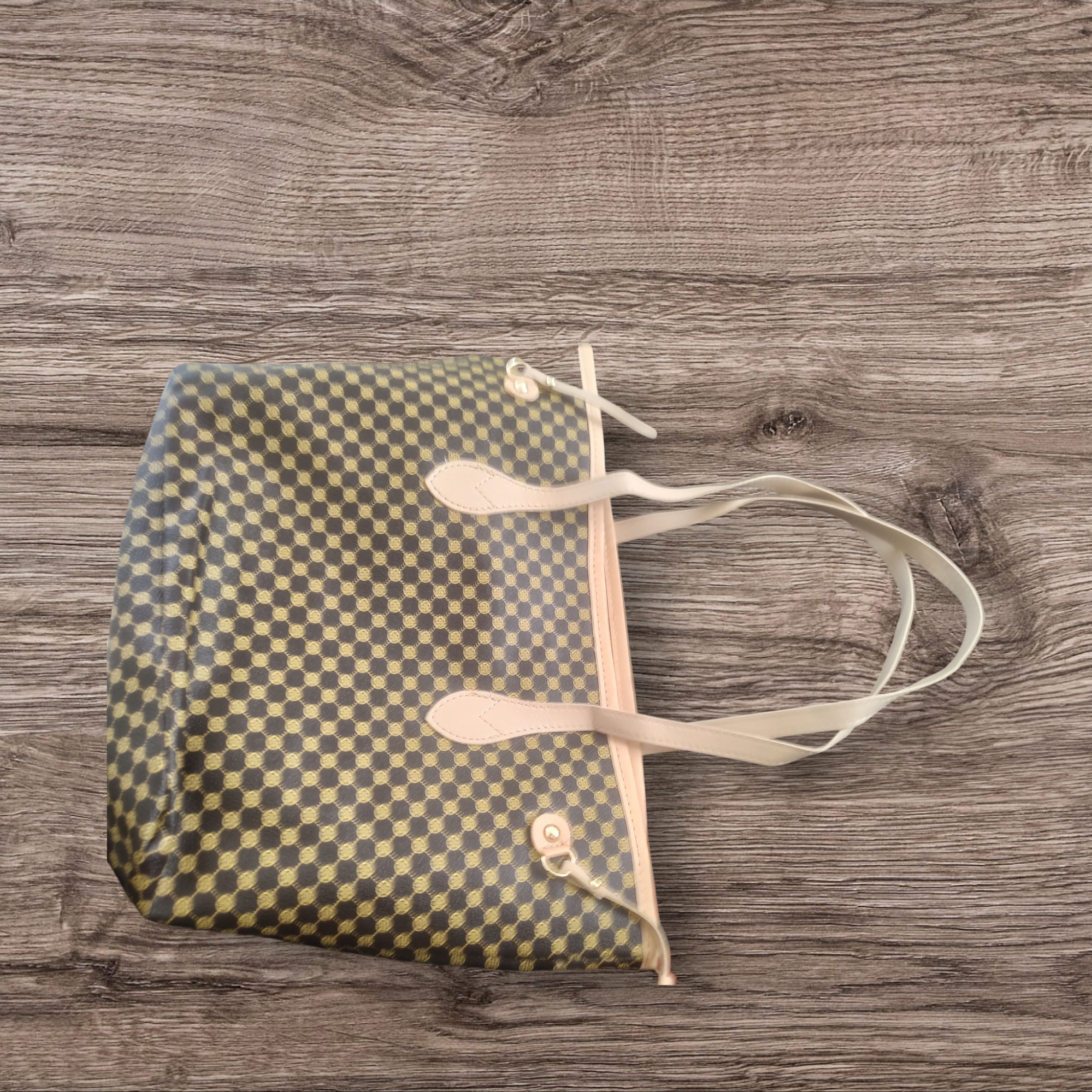 Checkered Tote Bag - Cream And Brown